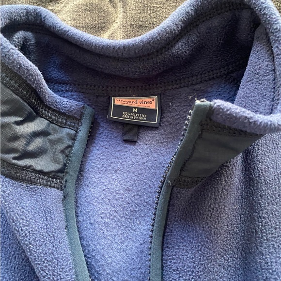 Vineyard Vines medium vest - Picture 2 of 3